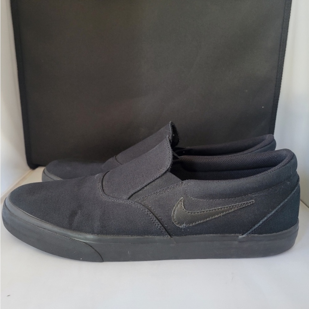 Men’s Nike sb worn a hour too big like new